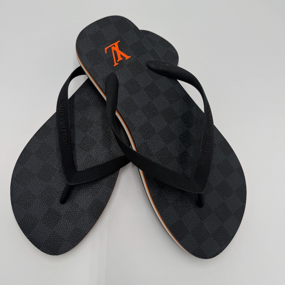 Louis Vuitton Damier Graphite Flip Flops – Black/Gray w/ Orange LV Logo (Size _9